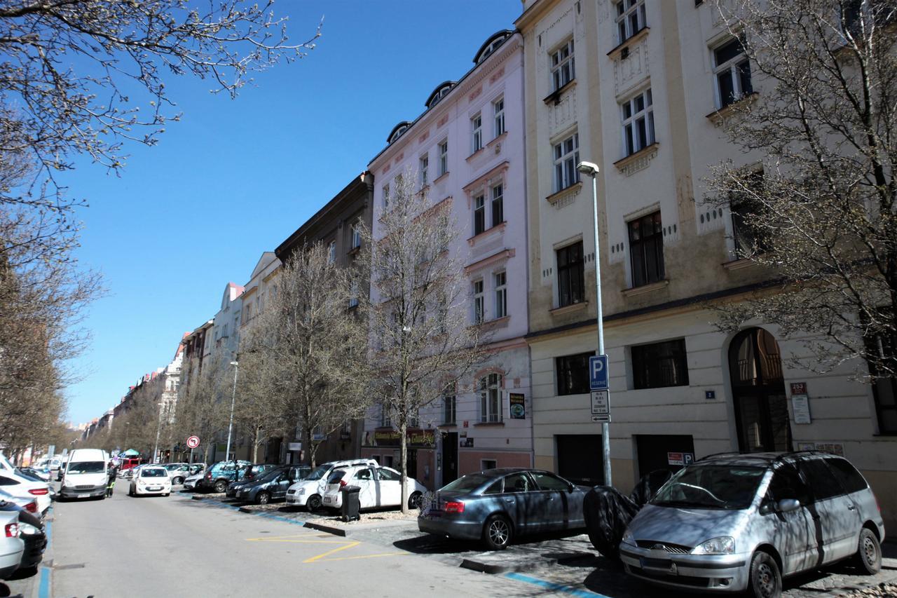 City Castle Aparthotel Prague Exterior photo