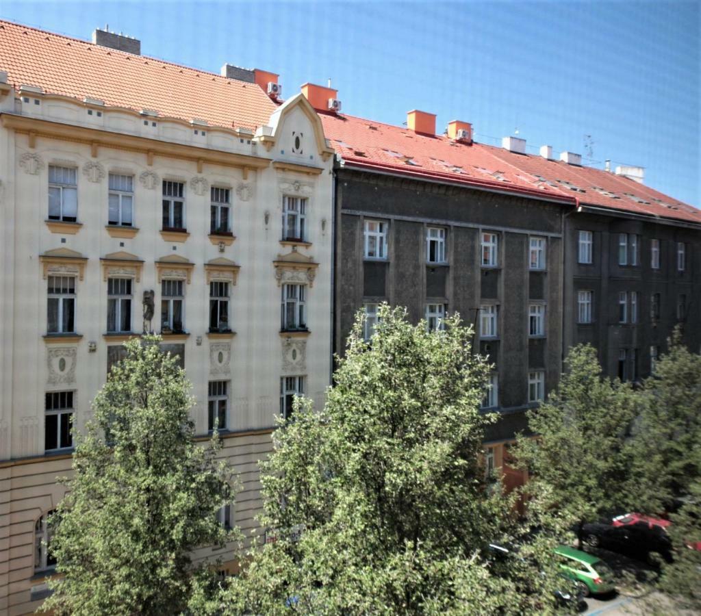 City Castle Aparthotel Prague Exterior photo